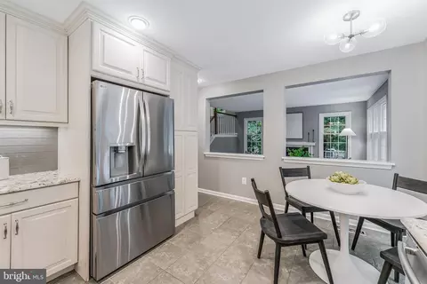 Kitchen - 11634 Springhouse Pl, Reston, VA 20194 photo 5 of 6
