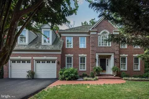 6409 Melstone Ct, Clifton, VA 20124
