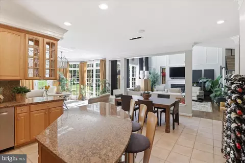 Kitchen - 7323 Laurel Creek Ct, Springfield, VA 22150 photo 4 of 4