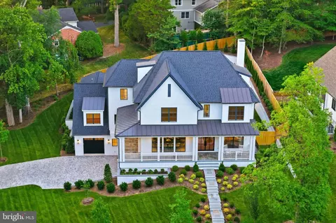Exterior - 6008 Oakdale Rd, Mclean, VA 22101 photo 14 of 14