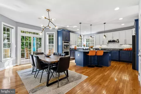 407 Madison St, Herndon, VA 20170