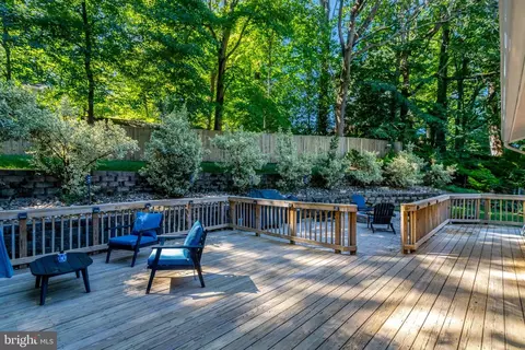 Exterior - 6602 Sandover Ct, Springfield, VA 22152 photo 6 of 17