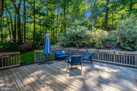 Exterior - 6602 Sandover Ct, Springfield, VA 22152 photo 7 of 17