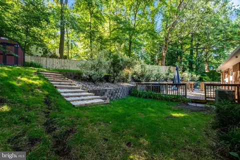 Exterior - 6602 Sandover Ct, Springfield, VA 22152 photo 15 of 17
