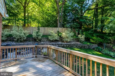 Exterior - 6602 Sandover Ct, Springfield, VA 22152 photo 13 of 17