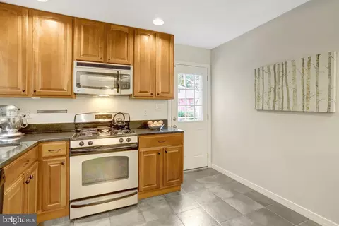 Kitchen - 6602 Sandover Ct, Springfield, VA 22152 photo 4 of 4