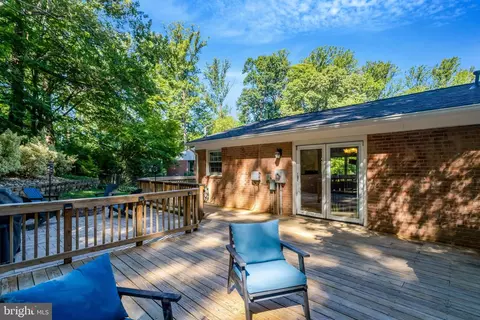 Exterior - 6602 Sandover Ct, Springfield, VA 22152 photo 9 of 17