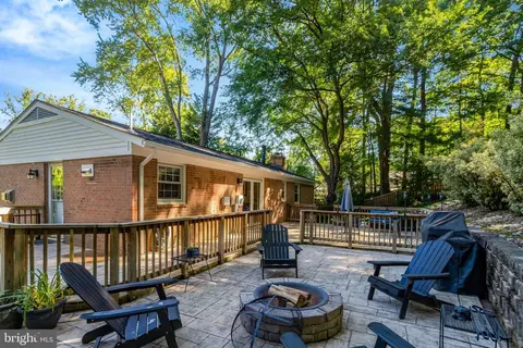 Exterior - 6602 Sandover Ct, Springfield, VA 22152 photo 12 of 17
