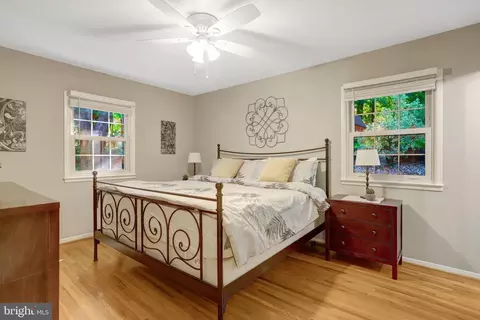 Bedroom - 6602 Sandover Ct, Springfield, VA 22152 photo 4 of 13