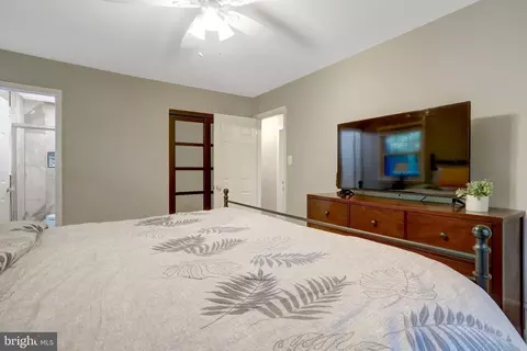 Bedroom - 6602 Sandover Ct, Springfield, VA 22152 photo 7 of 13