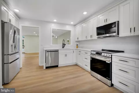 Other - 9347 Peter Roy Ct, Burke, VA 22015 photo 2 of 11