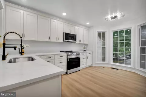 Kitchen - 9347 Peter Roy Ct, Burke, VA 22015 photo 1 of 2
