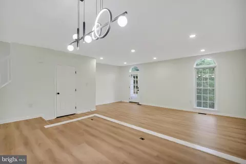 Other - 9347 Peter Roy Ct, Burke, VA 22015 photo 1 of 11