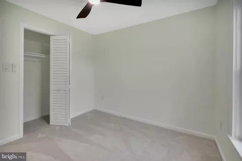 Bedroom - 9347 Peter Roy Ct, Burke, VA 22015 photo 4 of 4