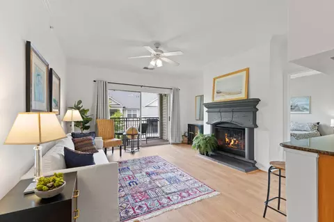 12949 Centre Park Cir #404, Herndon, VA 20171