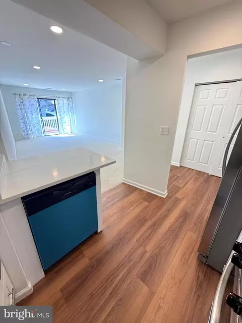 Other - 5772 G Rexford Ct, Springfield, VA 22152 photo 2 of 7