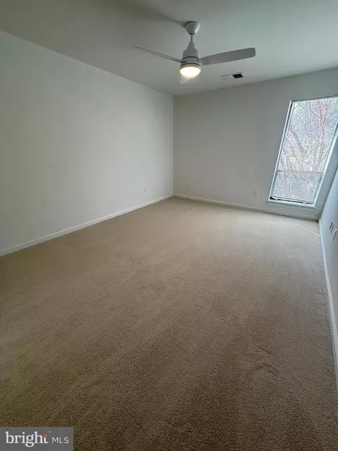 Bedroom - 5772 G Rexford Ct, Springfield, VA 22152 photo 2 of 2