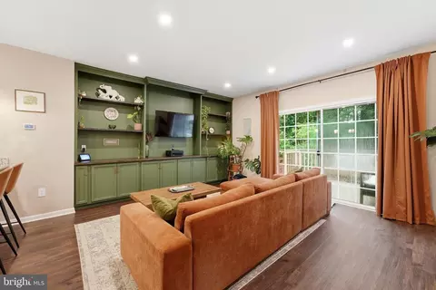 7154 Westfield Ct, Alexandria, VA 22306