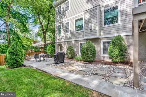 Exterior - 1712 East Ave, Mclean, VA 22101 photo 20 of 23