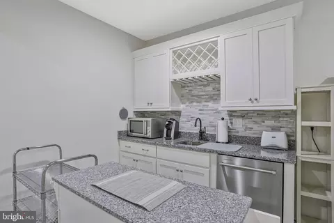 Kitchen - 1712 East Ave, Mclean, VA 22101 photo 9 of 9