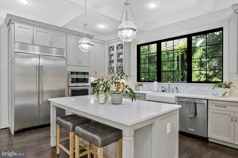 Kitchen - 1712 East Ave, Mclean, VA 22101 photo 3 of 9