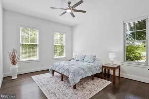Bedroom - 1712 East Ave, Mclean, VA 22101 photo 1 of 9