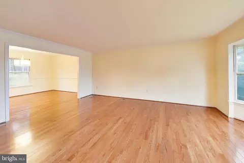 Living - 1018 Salt Meadow Ln, Mclean, VA 22101 photo 1 of 9