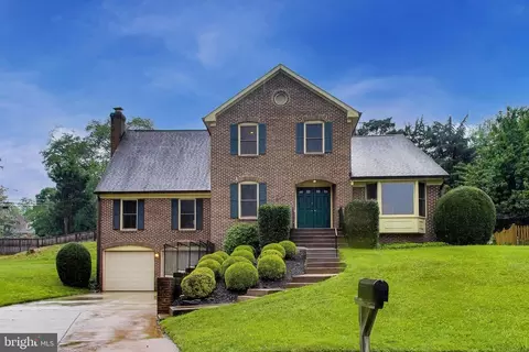 1018 Salt Meadow Ln, Mclean, VA 22101