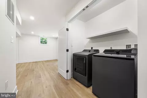2851 Edgelea Rd, Vienna, VA 22181 photo 52