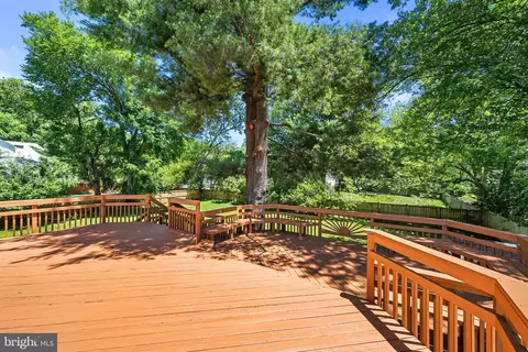 2851 Edgelea Rd, Vienna, VA 22181 photo 58
