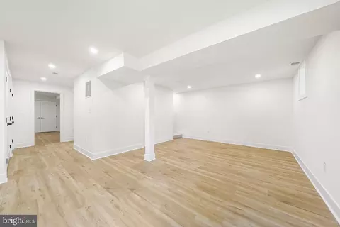 2851 Edgelea Rd, Vienna, VA 22181 photo 46
