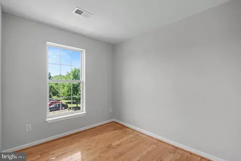 Bedroom - 6388 Trips Way, Springfield, VA 22150 photo 2 of 2
