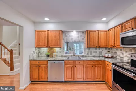 Kitchen - 8174 Cliffview Ave, Springfield, VA 22153 photo 1 of 4