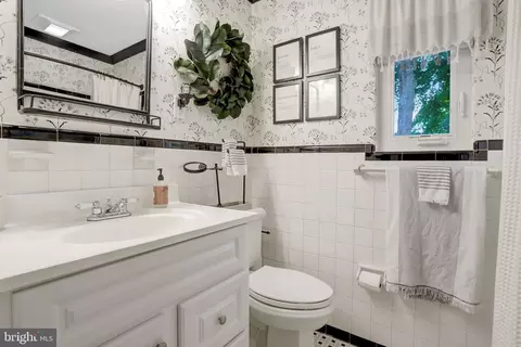 Bath - 7505 Hogarth St, Springfield, VA 22151 photo 1 of 6