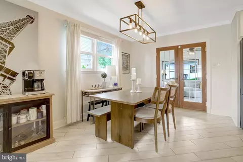 Dining - 7505 Hogarth St, Springfield, VA 22151 photo 1 of 3