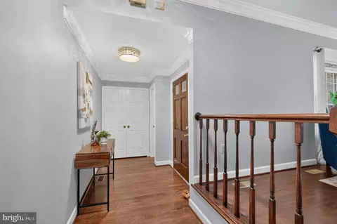 Entry Way - 7328 Aynsley Ln, Mclean, VA 22102 photo 1 of 9