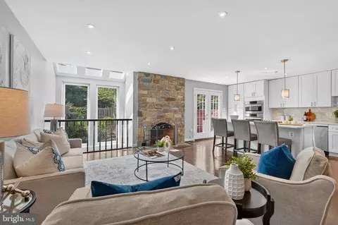 Other - 7328 Aynsley Ln, Mclean, VA 22102 photo 4 of 19