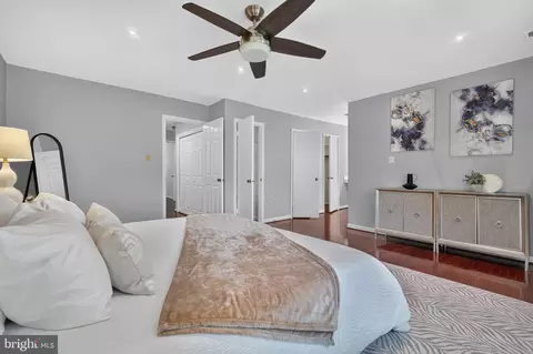 Bedroom - 7328 Aynsley Ln, Mclean, VA 22102 photo 4 of 6