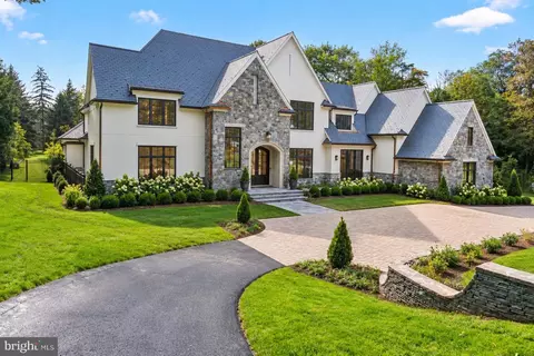 6615 Malta Ln, Mclean, VA 22101