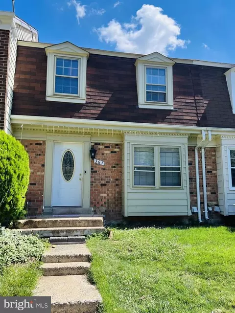 367 Linden Ct, Herndon, VA 20170