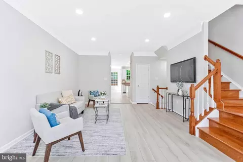 Other - 4113 River Forth Dr, Fairfax, VA 22030 photo 2 of 21