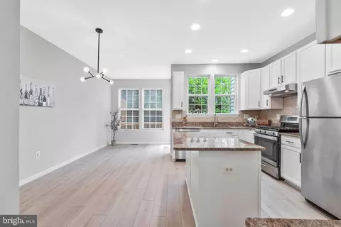 Other - 4113 River Forth Dr, Fairfax, VA 22030 photo 4 of 21