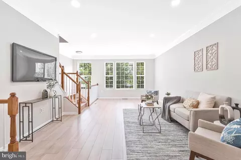 Living - 4113 River Forth Dr, Fairfax, VA 22030 photo 1 of 6