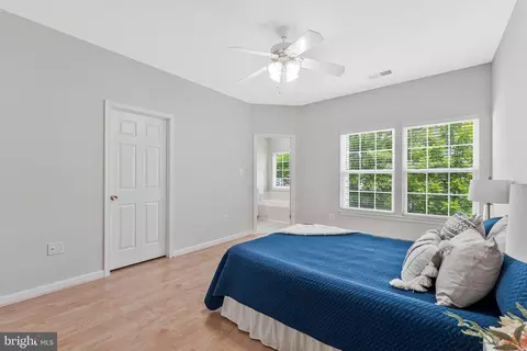 Bedroom - 4113 River Forth Dr, Fairfax, VA 22030 photo 2 of 3