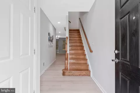 Entry Way - 4113 River Forth Dr, Fairfax, VA 22030 photo 1 of 9