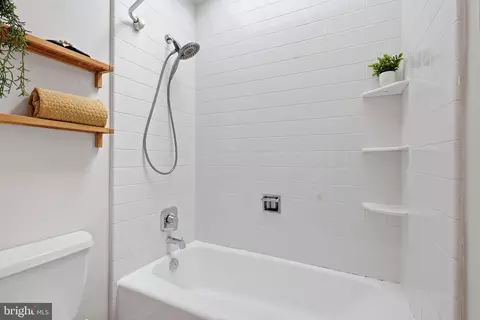 Bath - 11510 Maple Ridge Rd, Reston, VA 20190 photo 3 of 3
