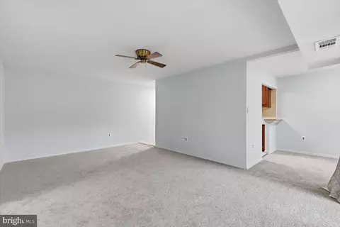 Living - 1923 Wilson Ln #201, Mclean, VA 22102 photo 4 of 4