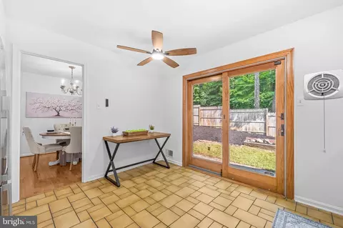 Entry Way - 7233 Ashview Dr, Springfield, VA 22153 photo 1 of 2