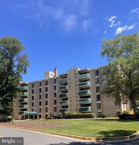 6133 Leesburg Pike #601, Falls Church, VA 22041