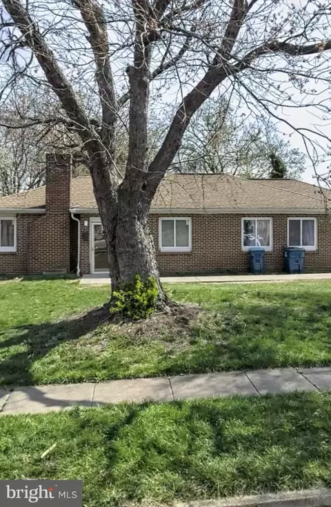 6727 Bowie Dr, Springfield, VA 22150